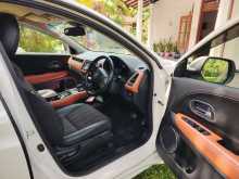 https://riyasewana.com/uploads/honda-vezel-orange-121218584723.jpg