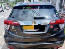https://riyasewana.com/uploads/honda-vezel-orange-131436124862.jpg