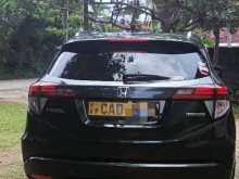 https://riyasewana.com/uploads/honda-vezel-orange-13858574922.jpg