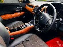 https://riyasewana.com/uploads/honda-vezel-orange-141014096795.jpg