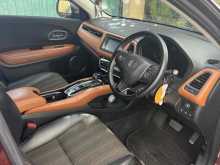 https://riyasewana.com/uploads/honda-vezel-orange-1417541822503.jpg