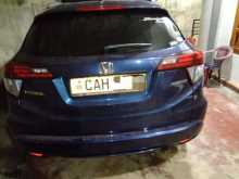 https://riyasewana.com/uploads/honda-vezel-orange-171527204273.jpg