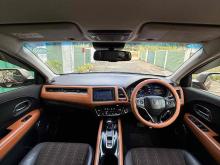https://riyasewana.com/uploads/honda-vezel-orange-1911121624613.jpg