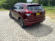 https://riyasewana.com/uploads/honda-vezel-orange-2014-189014813003.jpg