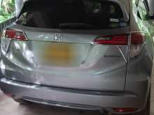 https://riyasewana.com/uploads/honda-vezel-orange-2014-2710110312592.jpg