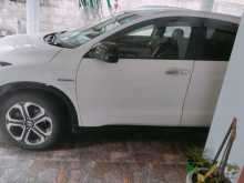 https://riyasewana.com/uploads/honda-vezel-orange-2014-2715264512584.jpg