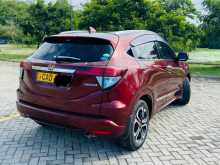 https://riyasewana.com/uploads/honda-vezel-orange-2014-622414712923.jpg