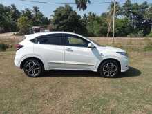 https://riyasewana.com/uploads/honda-vezel-orange-21133394593.jpg
