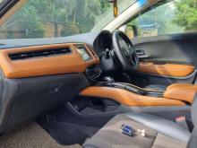 https://riyasewana.com/uploads/honda-vezel-orange-241359006885.jpg