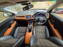 https://riyasewana.com/uploads/honda-vezel-orange-251225294802.jpg