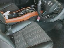 https://riyasewana.com/uploads/honda-vezel-orange-2715272517846.jpg