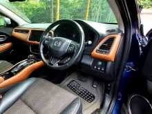 https://riyasewana.com/uploads/honda-vezel-orange-301343114682.jpg