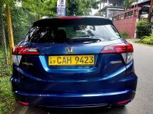 https://riyasewana.com/uploads/honda-vezel-orange-301344216524.jpg