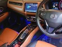 https://riyasewana.com/uploads/honda-vezel-orange-41047154273.jpg