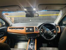 https://riyasewana.com/uploads/honda-vezel-orange-48454517056.jpg