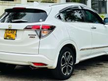 https://riyasewana.com/uploads/honda-vezel-orange-61008436476.jpg