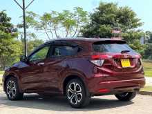 https://riyasewana.com/uploads/honda-vezel-orange-9174356873.jpg