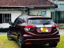 https://riyasewana.com/uploads/honda-vezel-orenge-2015-2515593712543.jpg