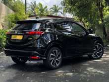 https://riyasewana.com/uploads/honda-vezel-rs-101347254413.jpg