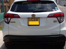 https://riyasewana.com/uploads/honda-vezel-rs-11130149225.jpg