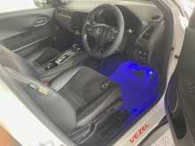 https://riyasewana.com/uploads/honda-vezel-rs-11154555634.jpg