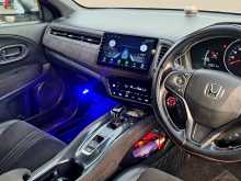 https://riyasewana.com/uploads/honda-vezel-rs-112121454872.jpg