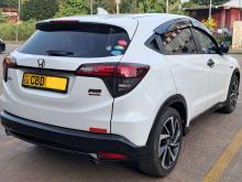 https://riyasewana.com/uploads/honda-vezel-rs-112122216756.jpg