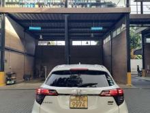 https://riyasewana.com/uploads/honda-vezel-rs-12013036921.jpg