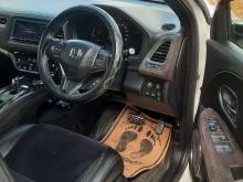 https://riyasewana.com/uploads/honda-vezel-rs-121213406724.jpg