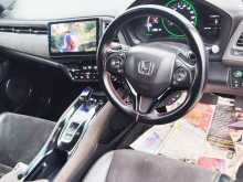 https://riyasewana.com/uploads/honda-vezel-rs-1214517195.jpg
