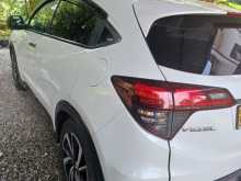 https://riyasewana.com/uploads/honda-vezel-rs-12152228734.jpg