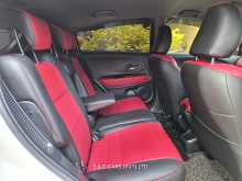 https://riyasewana.com/uploads/honda-vezel-rs-1281831155.jpg
