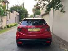 https://riyasewana.com/uploads/honda-vezel-rs-1295116953.jpg