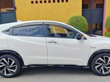 https://riyasewana.com/uploads/honda-vezel-rs-1313593572.jpg