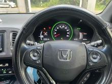 https://riyasewana.com/uploads/honda-vezel-rs-1318265924962.jpg