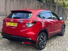 https://riyasewana.com/uploads/honda-vezel-rs-131914354733.jpg