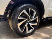 https://riyasewana.com/uploads/honda-vezel-rs-14131333375.jpg