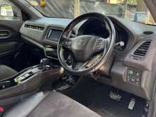 https://riyasewana.com/uploads/honda-vezel-rs-14131333704.jpg