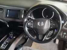 https://riyasewana.com/uploads/honda-vezel-rs-141834314703.jpg