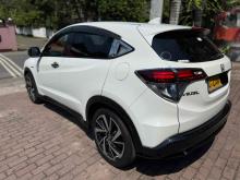 https://riyasewana.com/uploads/honda-vezel-rs-1420182424082.jpg