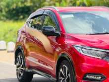 https://riyasewana.com/uploads/honda-vezel-rs-1511020722563.jpg