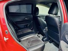 https://riyasewana.com/uploads/honda-vezel-rs-151105024663.jpg