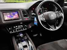 https://riyasewana.com/uploads/honda-vezel-rs-1512100122603.jpg