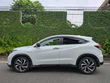 https://riyasewana.com/uploads/honda-vezel-rs-15140155173.jpg