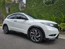 https://riyasewana.com/uploads/honda-vezel-rs-15140155595.jpg