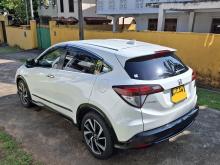 https://riyasewana.com/uploads/honda-vezel-rs-1515464017963.jpg