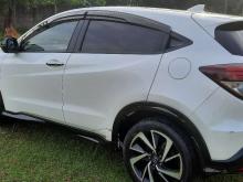 https://riyasewana.com/uploads/honda-vezel-rs-15943156366.jpg
