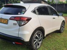 https://riyasewana.com/uploads/honda-vezel-rs-15943156585.jpg