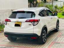 https://riyasewana.com/uploads/honda-vezel-rs-161000544572.jpg