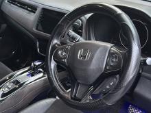 https://riyasewana.com/uploads/honda-vezel-rs-1611560617145.jpg